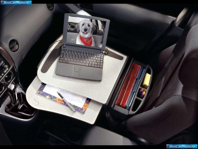 2003 Pontiac Vibe - фотография 11 из 27
