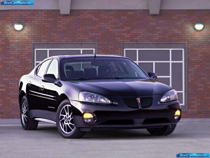 2004 Pontiac Grand Prix Gtp - фотография 1 из 34
