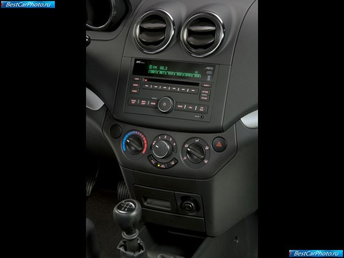 2009 Pontiac G3 - фотография 19 из 19