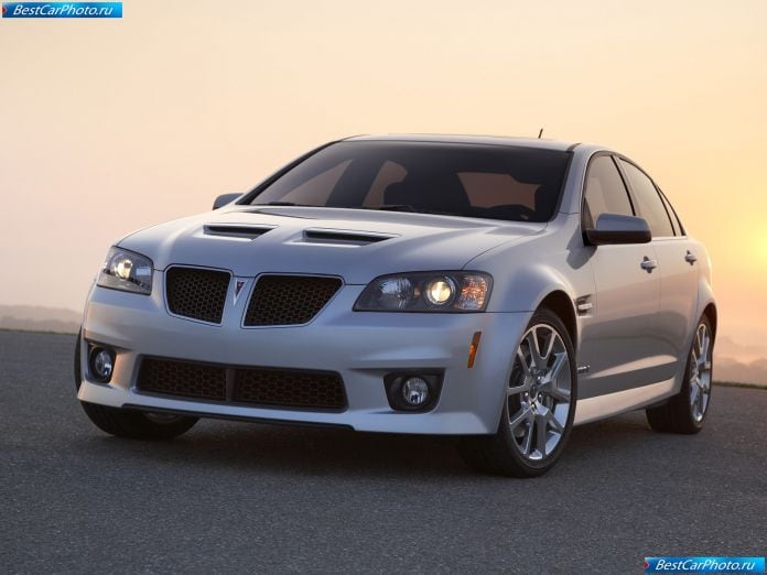 2009 Pontiac G8 Gxp - фотография 1 из 16