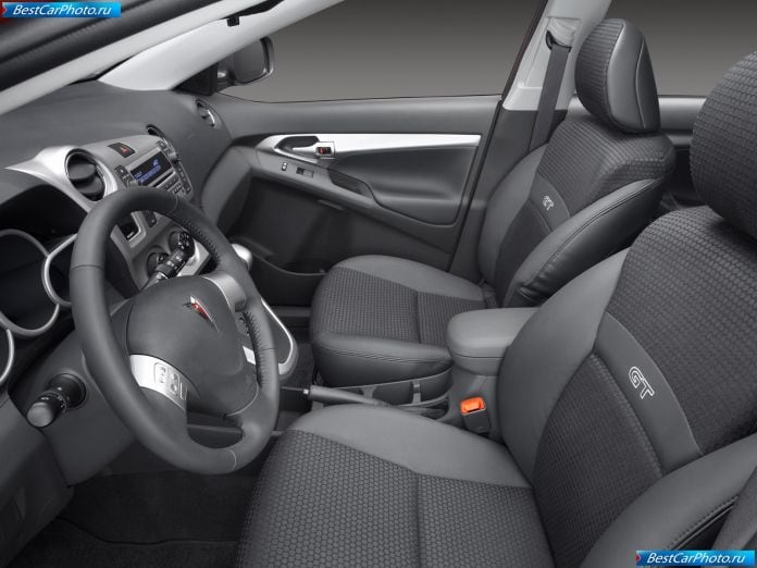 2009 Pontiac Vibe - фотография 9 из 24