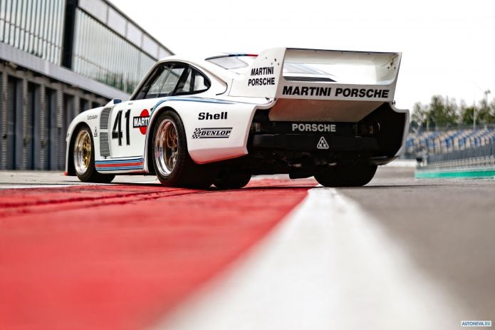 1977 Porsche 935-77 - фотография 17 из 24