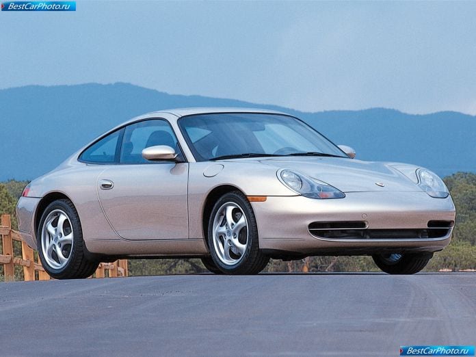 2001 Porsche 911 Carrera Coupe - фотография 2 из 7
