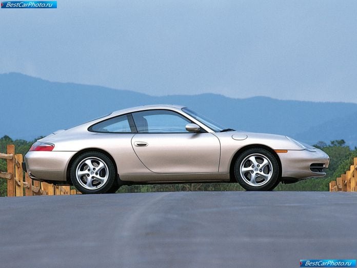 2001 Porsche 911 Carrera Coupe - фотография 3 из 7