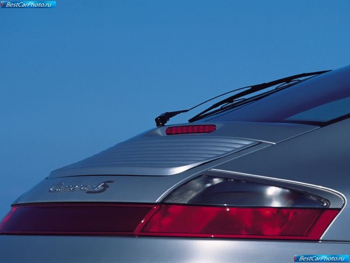 2002 Porsche 911 Carrera 4s - фотография 14 из 15