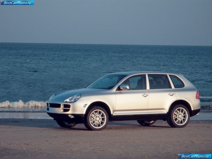 2003 Porsche Cayenne - фотография 3 из 16