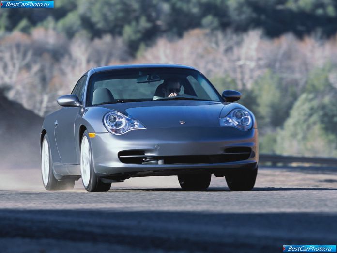 2004 Porsche 911 Carrera Coupe - фотография 2 из 6