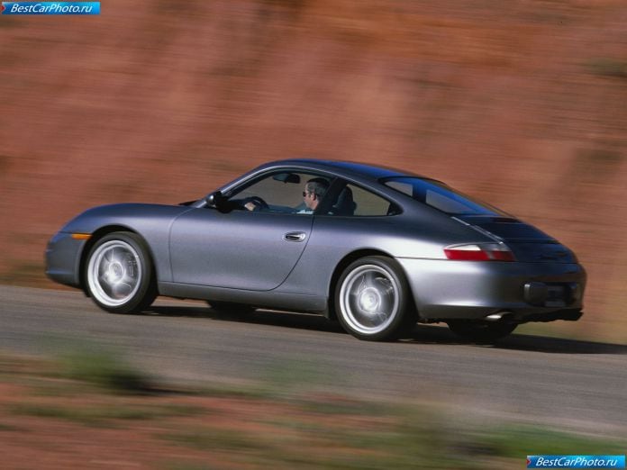 2004 Porsche 911 Carrera Coupe - фотография 4 из 6