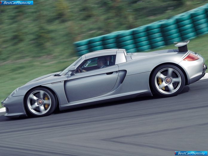 2004 Porsche Carrera Gt - фотография 14 из 29