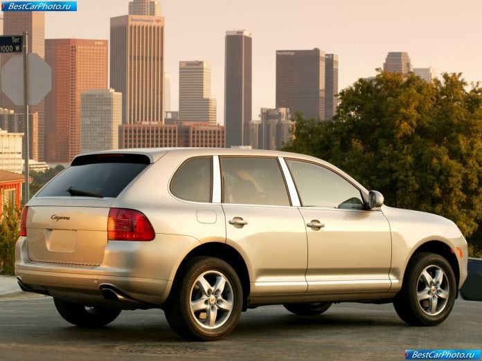 2004 Porsche Cayenne - фотография 6 из 16
