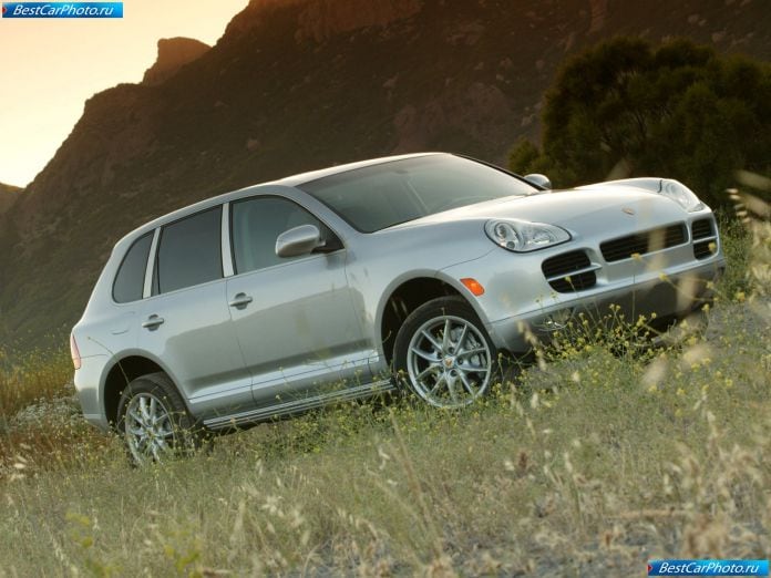 2004 Porsche Cayenne S - фотография 3 из 20