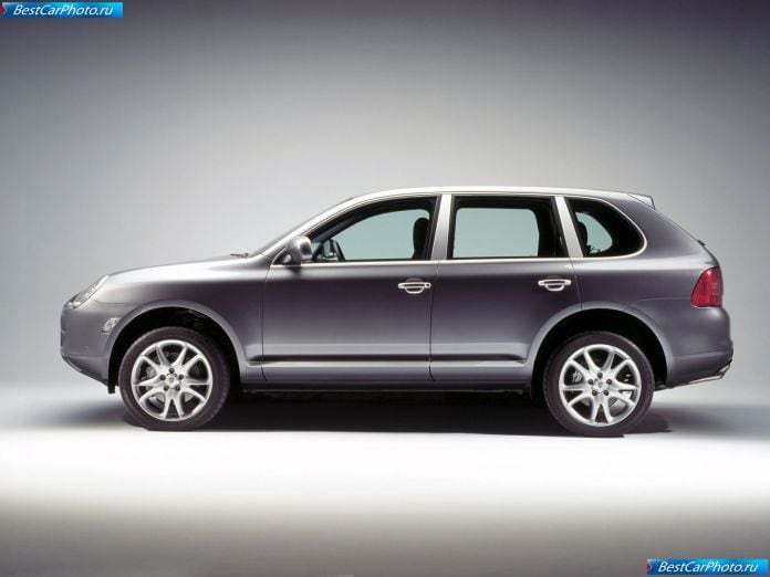 2004 Porsche Cayenne S - фотография 9 из 20