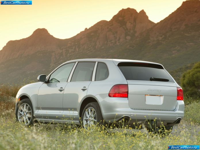 2004 Porsche Cayenne S - фотография 10 из 20