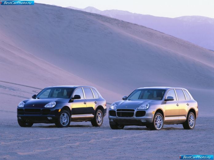 2004 Porsche Cayenne Turbo - фотография 16 из 26