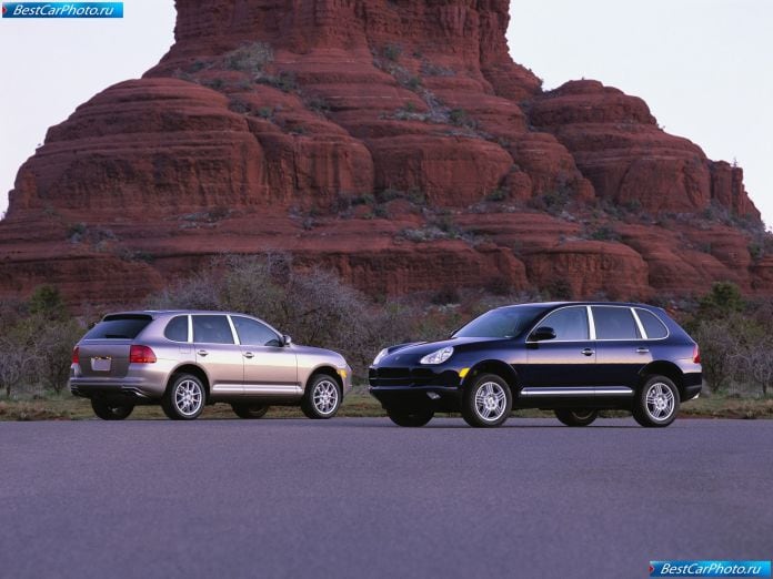 2004 Porsche Cayenne Turbo - фотография 17 из 26