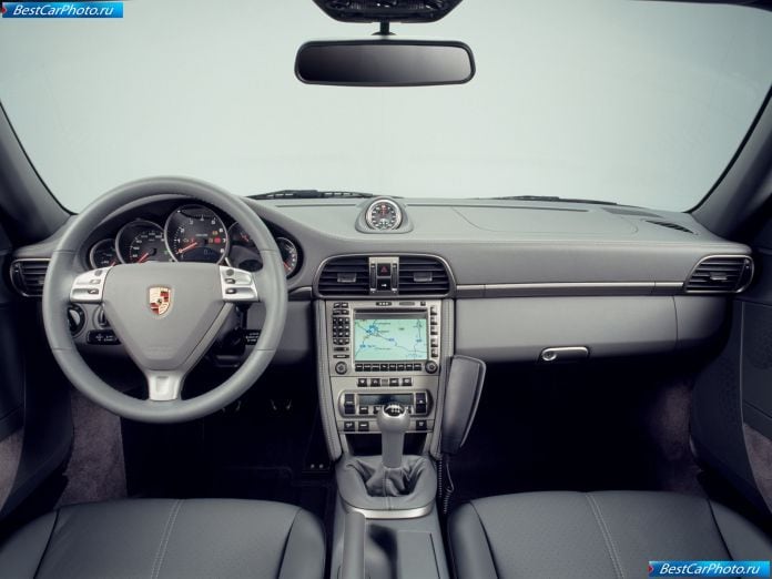 2005 Porsche 911 Carrera - фотография 11 из 15