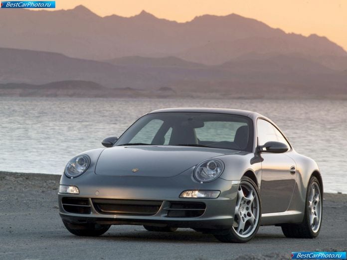 2005 Porsche 911 Carrera S - фотография 1 из 13