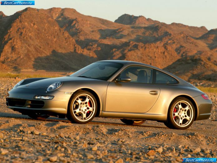 2005 Porsche 911 Carrera S - фотография 2 из 13