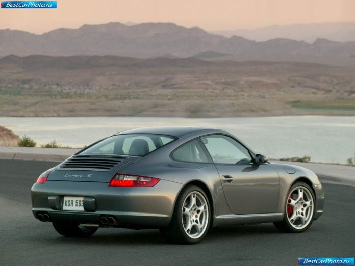 2005 Porsche 911 Carrera S - фотография 5 из 13