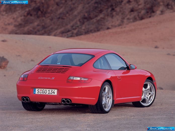 2005 Porsche 911 Carrera S - фотография 7 из 13