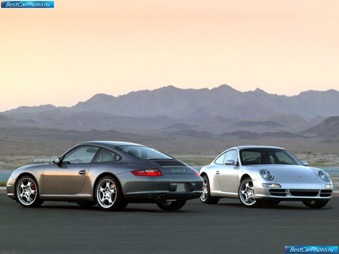 2005 Porsche 911 Carrera S - фотография 8 из 13