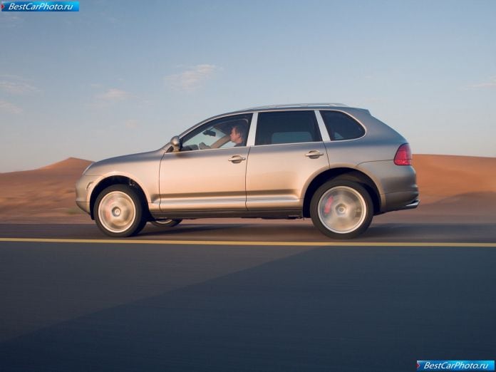 2006 Porsche Cayenne Turbo S - фотография 15 из 41