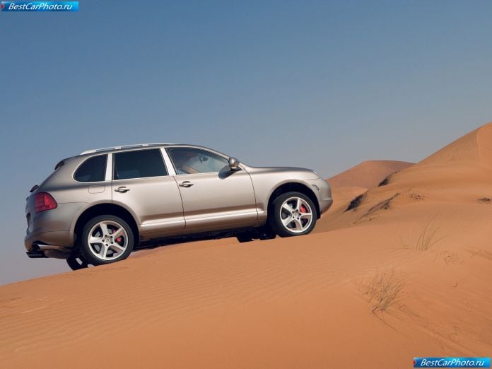 2006 Porsche Cayenne Turbo S - фотография 16 из 41
