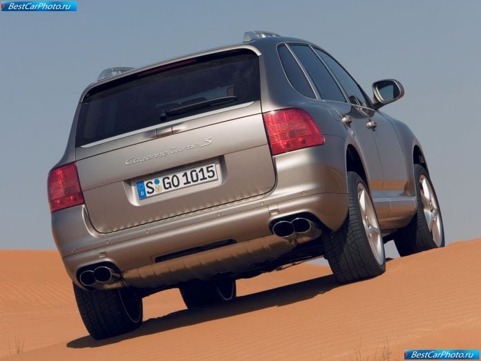 2006 Porsche Cayenne Turbo S - фотография 17 из 41