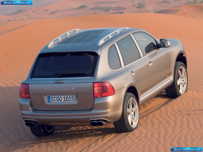 2006 Porsche Cayenne Turbo S - фотография 18 из 41
