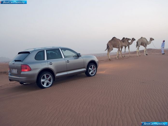 2006 Porsche Cayenne Turbo S - фотография 26 из 41