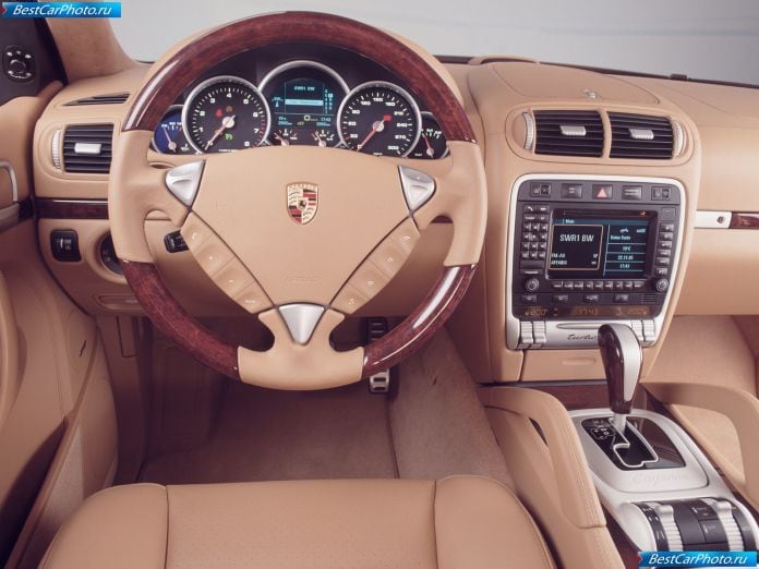 2006 Porsche Cayenne Turbo S - фотография 32 из 41