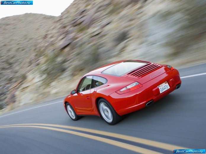 2007 Porsche 911 Carrera 4 - фотография 13 из 21