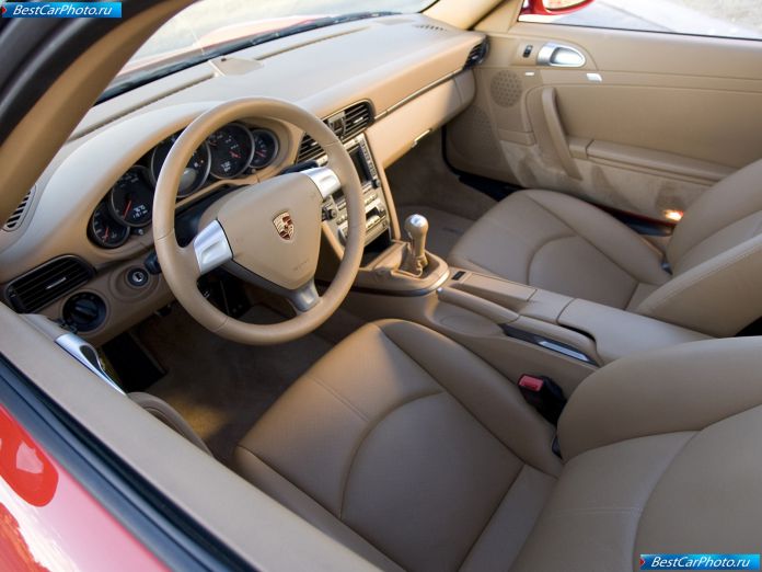 2007 Porsche 911 Carrera 4 - фотография 17 из 21