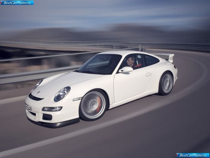 2007 Porsche 911 Gt3 - фотография 12 из 32
