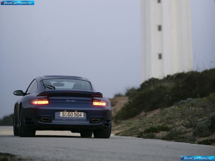 2007 Porsche 911 Turbo - фотография 47 из 106