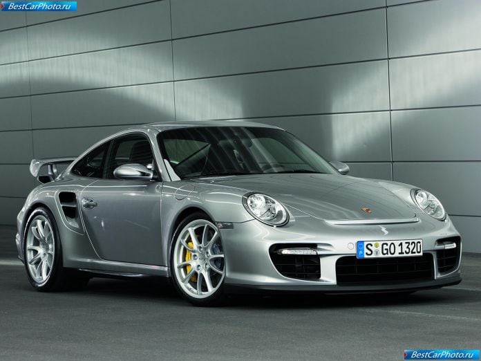 2008 Porsche 911 Gt2 - фотография 2 из 12