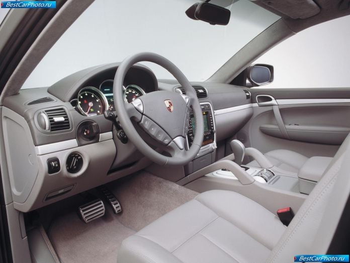 2008 Porsche Cayenne - фотография 36 из 45