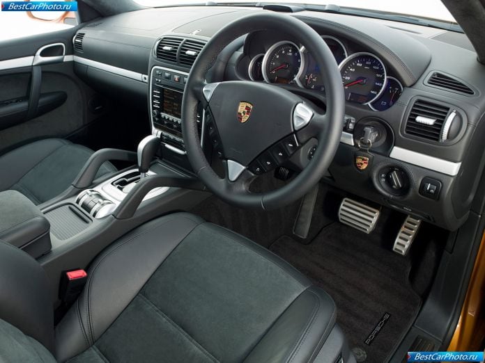 2008 Porsche Cayenne - фотография 37 из 45