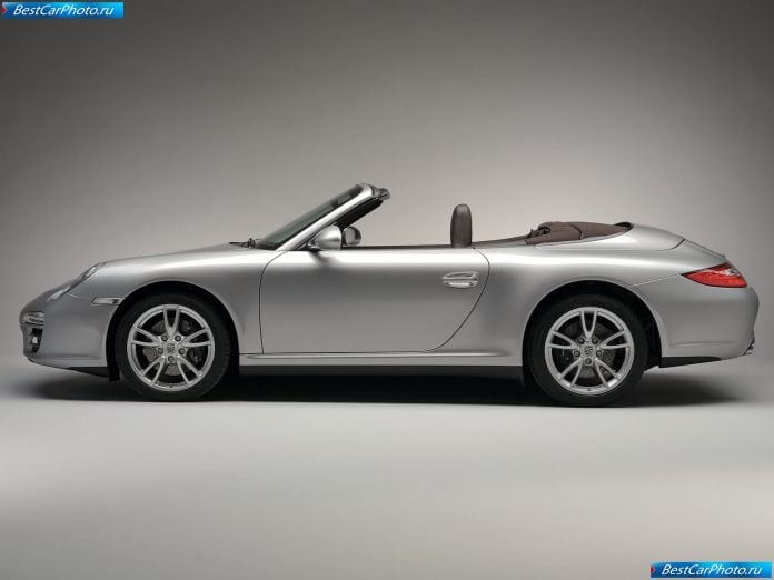 2009 Porsche 911 Carrera 4 - фотография 25 из 44