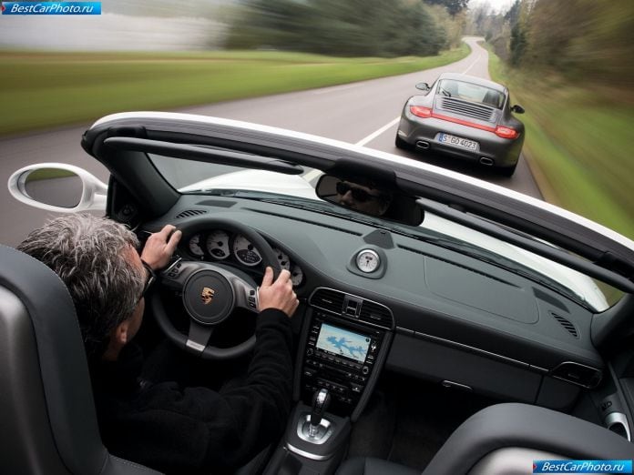 2009 Porsche 911 Carrera 4 - фотография 33 из 44