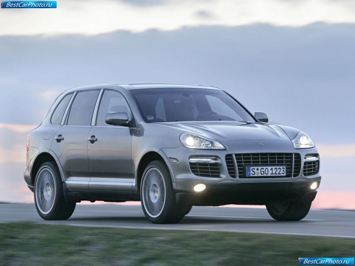 2009 Porsche Cayenne Turbo S - фотография 1 из 3