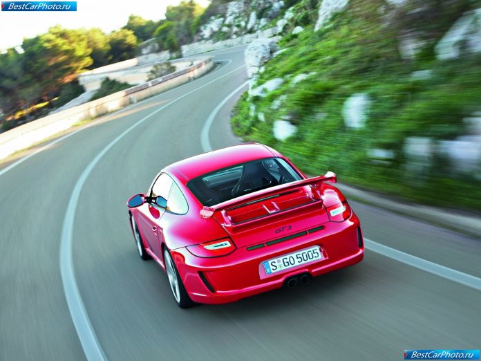 2010 Porsche 911 Gt3 - фотография 19 из 35