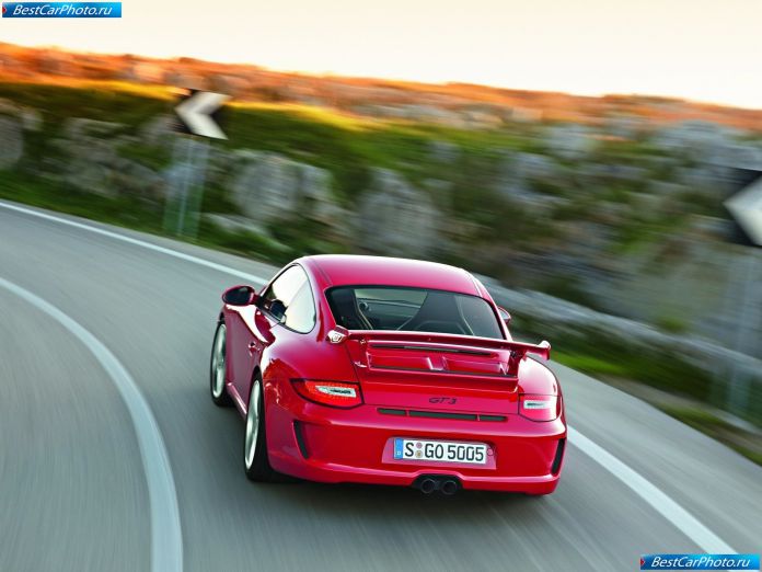 2010 Porsche 911 Gt3 - фотография 20 из 35