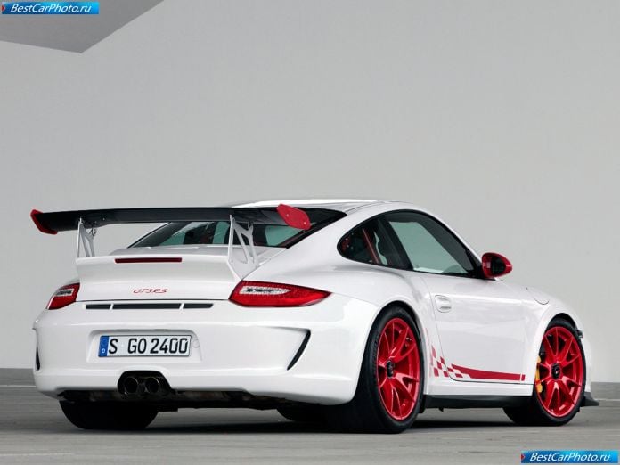 2010 Porsche 911 Gt3 Rs - фотография 9 из 11