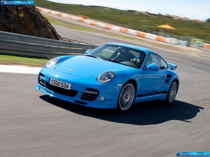 2010 Porsche 911 Turbo - фотография 10 из 61