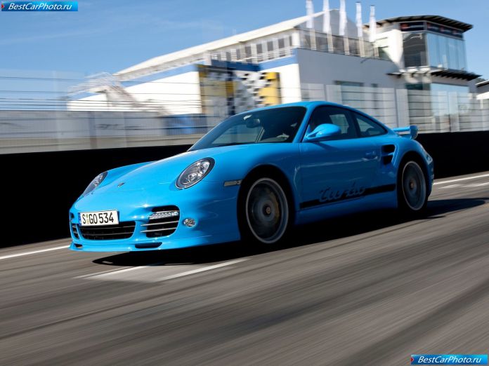 2010 Porsche 911 Turbo - фотография 20 из 61