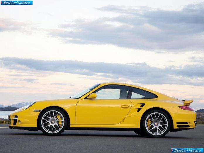 2010 Porsche 911 Turbo - фотография 25 из 61