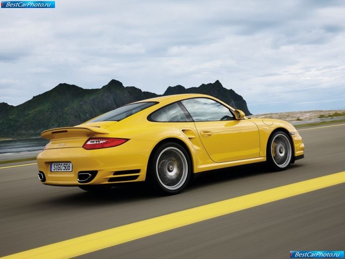 2010 Porsche 911 Turbo - фотография 35 из 61