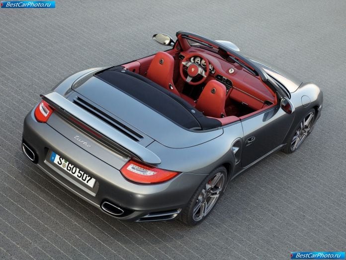 2010 Porsche 911 Turbo Cabriolet - фотография 25 из 48