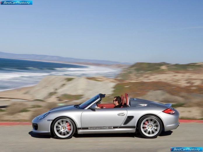 2010 Porsche Boxster Spyder - фотография 18 из 69